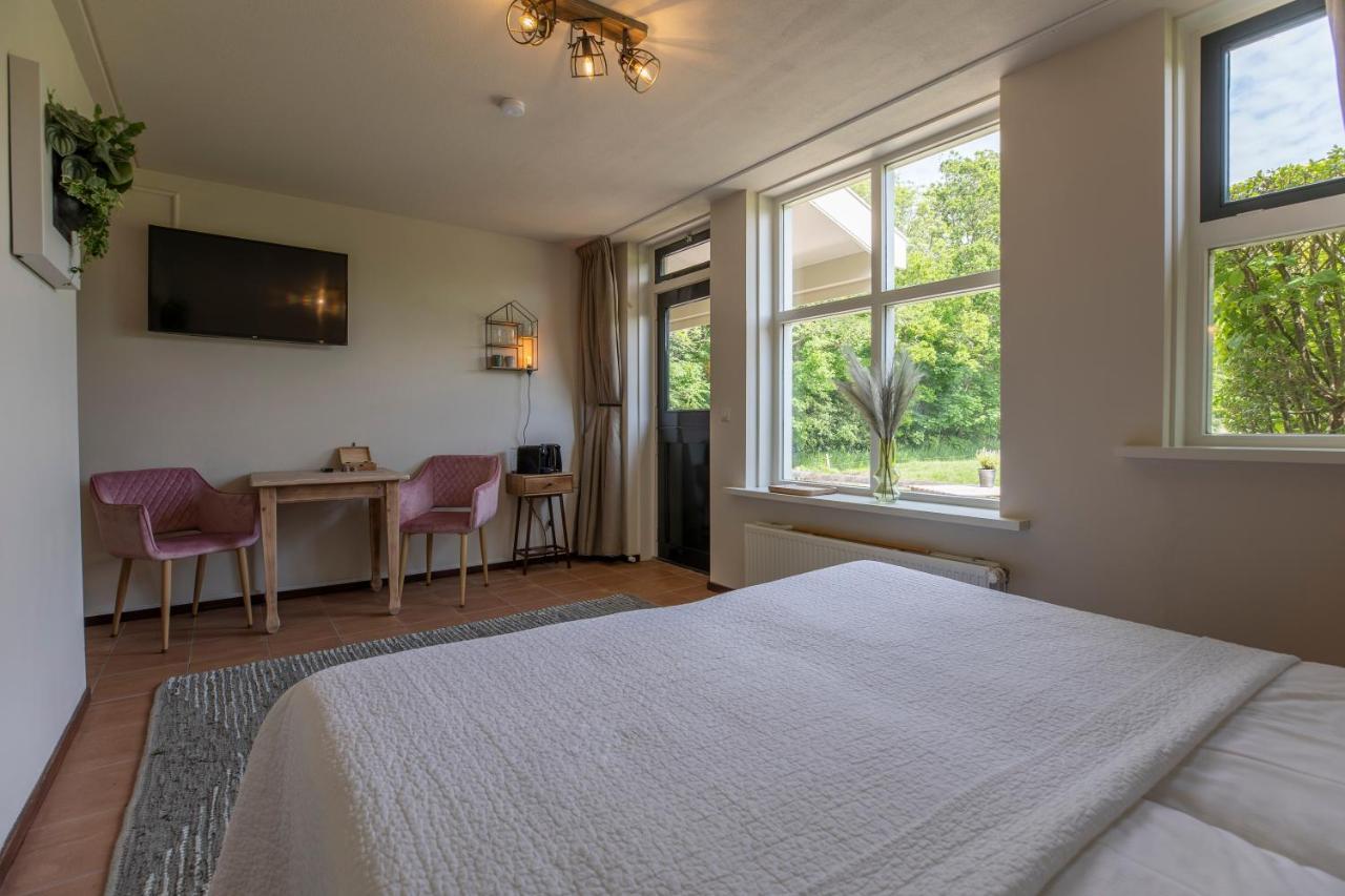 Hotel Bed & Bos De 14 Sterren Den Burg Exteriér fotografie
